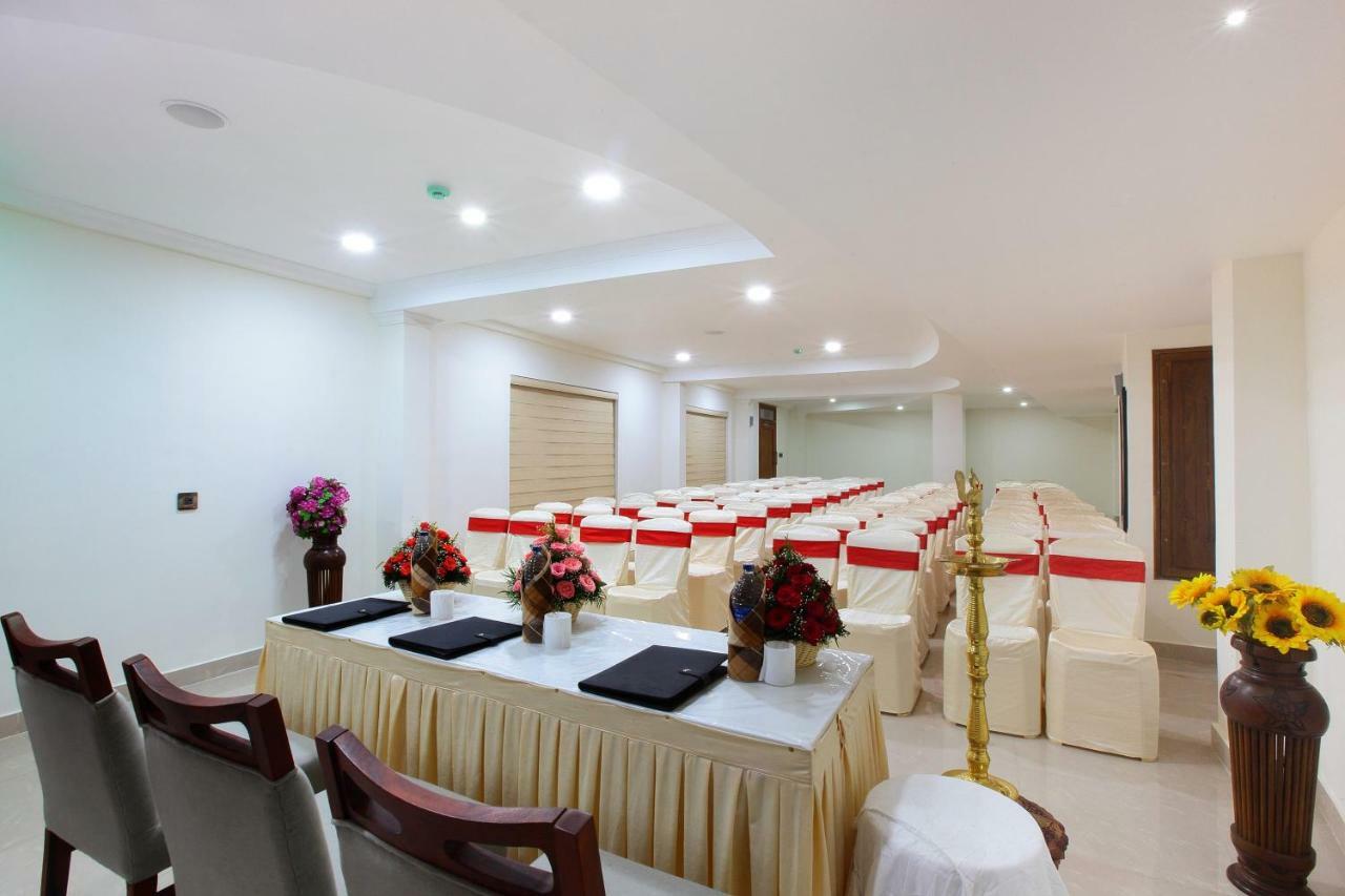 Hotel Rohini International Kallar  Экстерьер фото