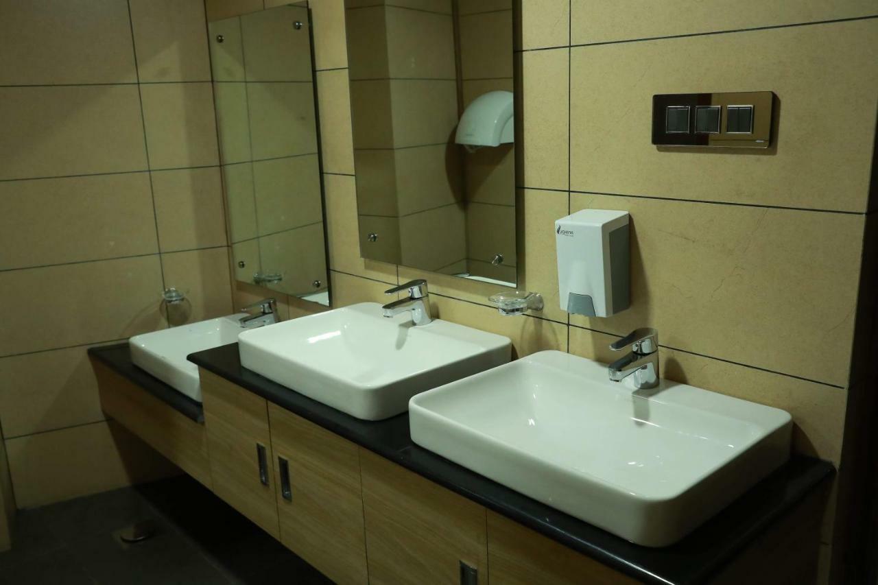 Hotel Rohini International Kallar  Экстерьер фото