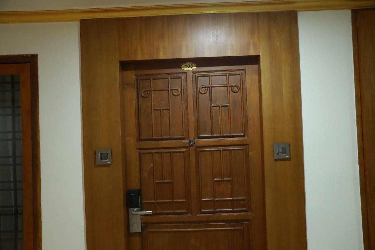 Hotel Rohini International Kallar  Экстерьер фото
