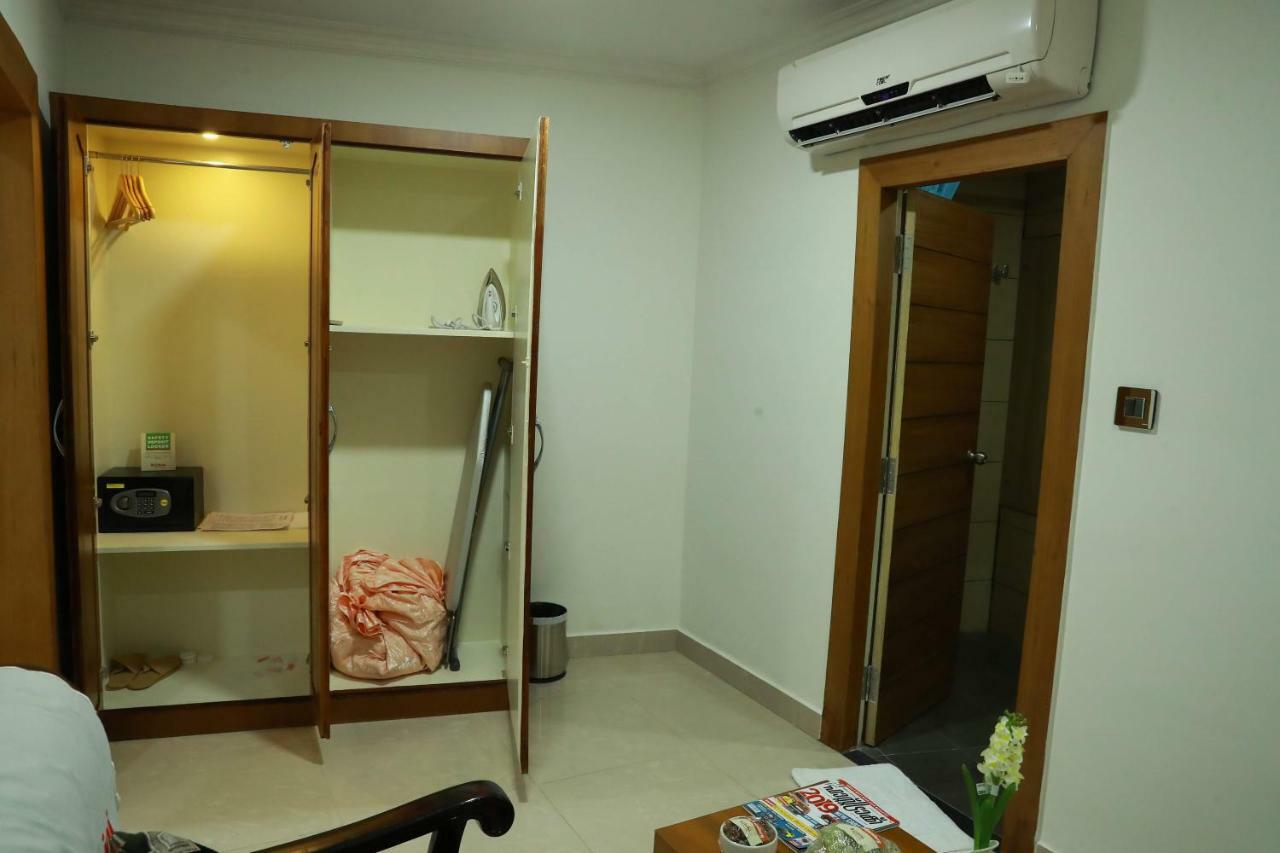 Hotel Rohini International Kallar  Экстерьер фото