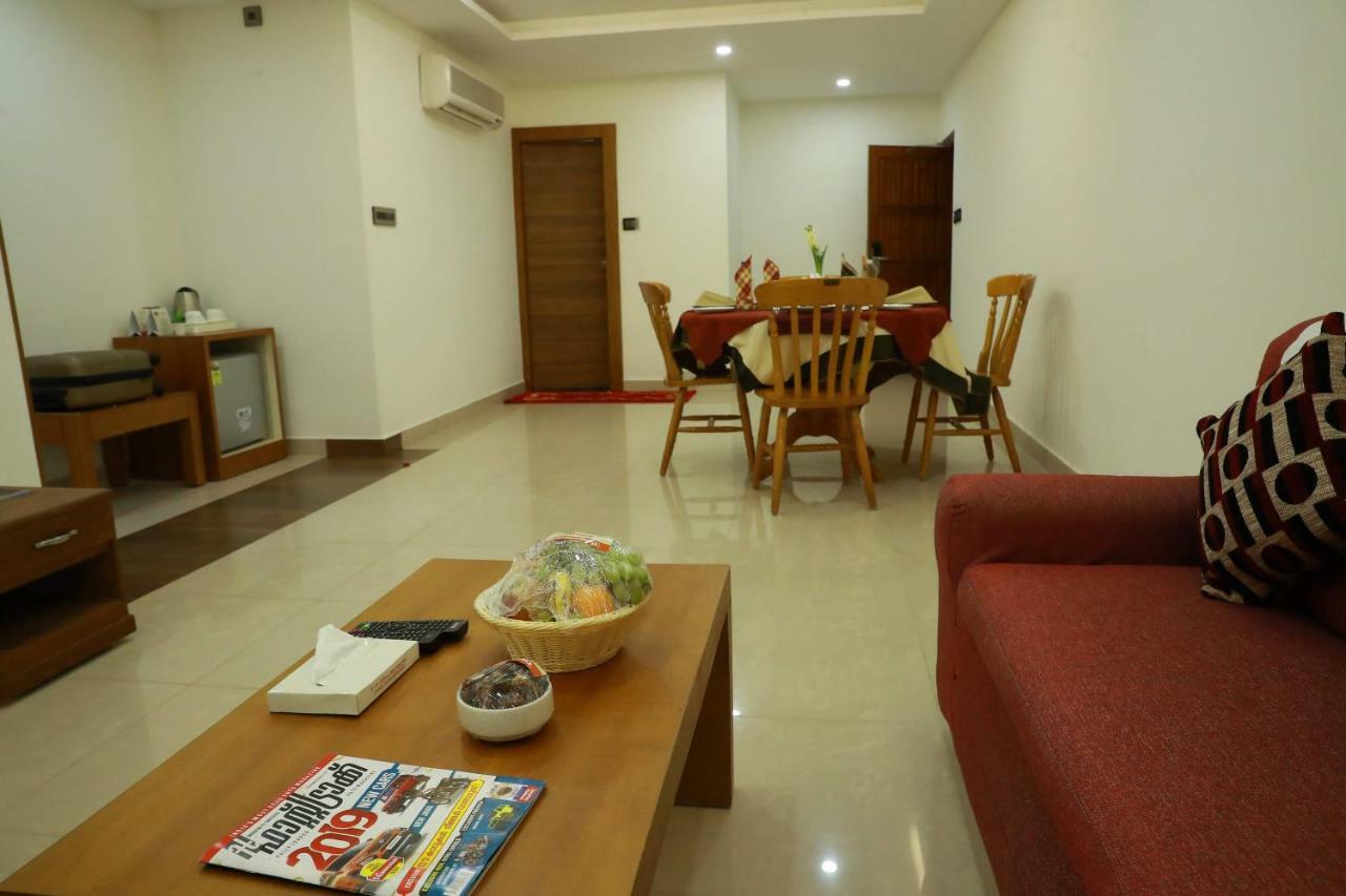 Hotel Rohini International Kallar  Экстерьер фото